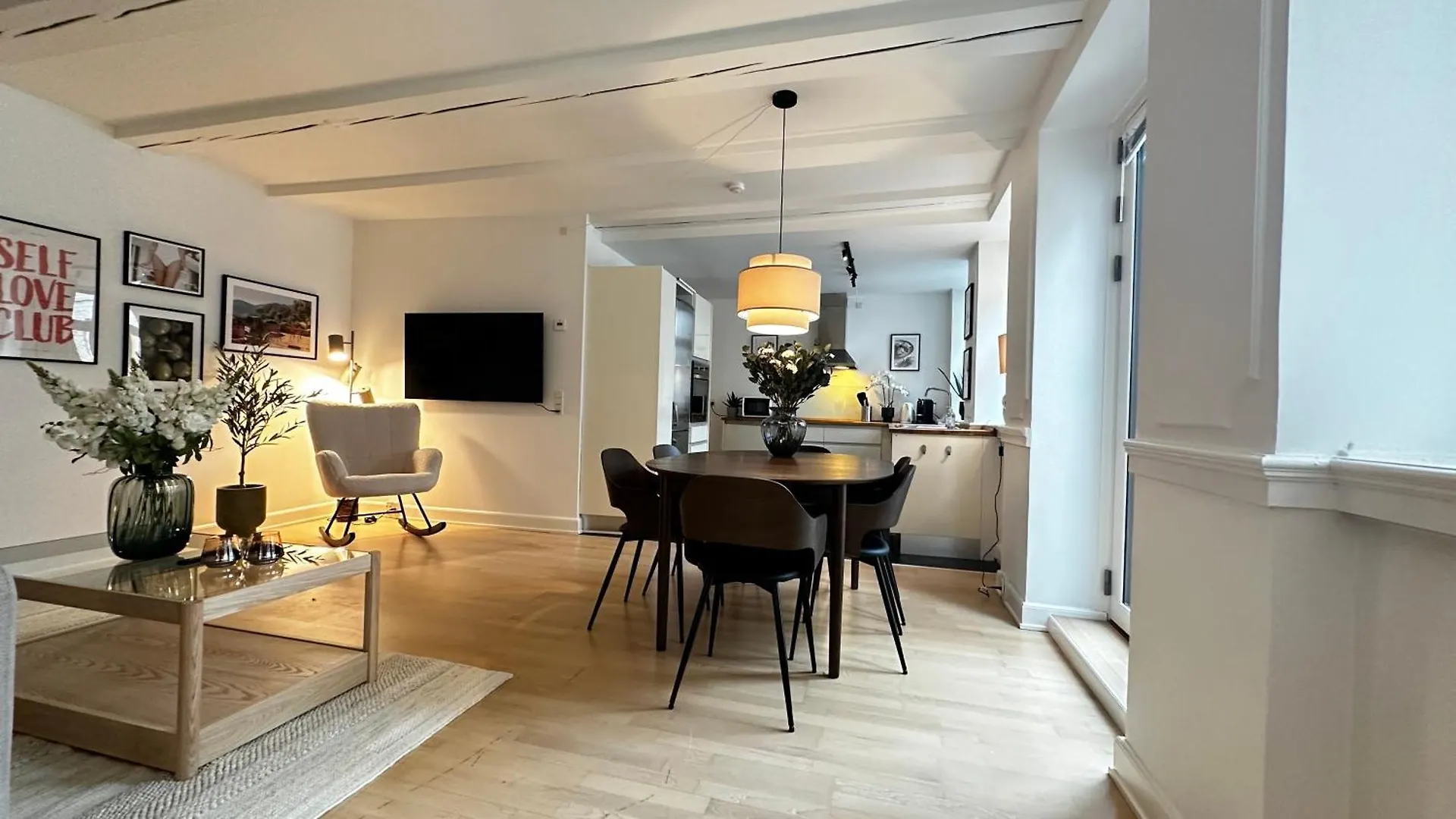 Lovstraede Apartments From 1 To 6 - Carolinas Apartments Copenhague